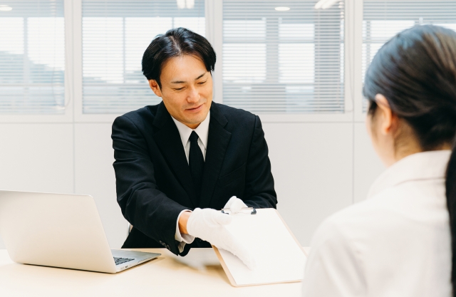 男性